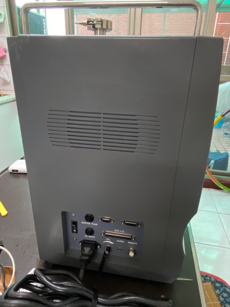 ULVAC Helium Leak Detectors Heliot 712W1